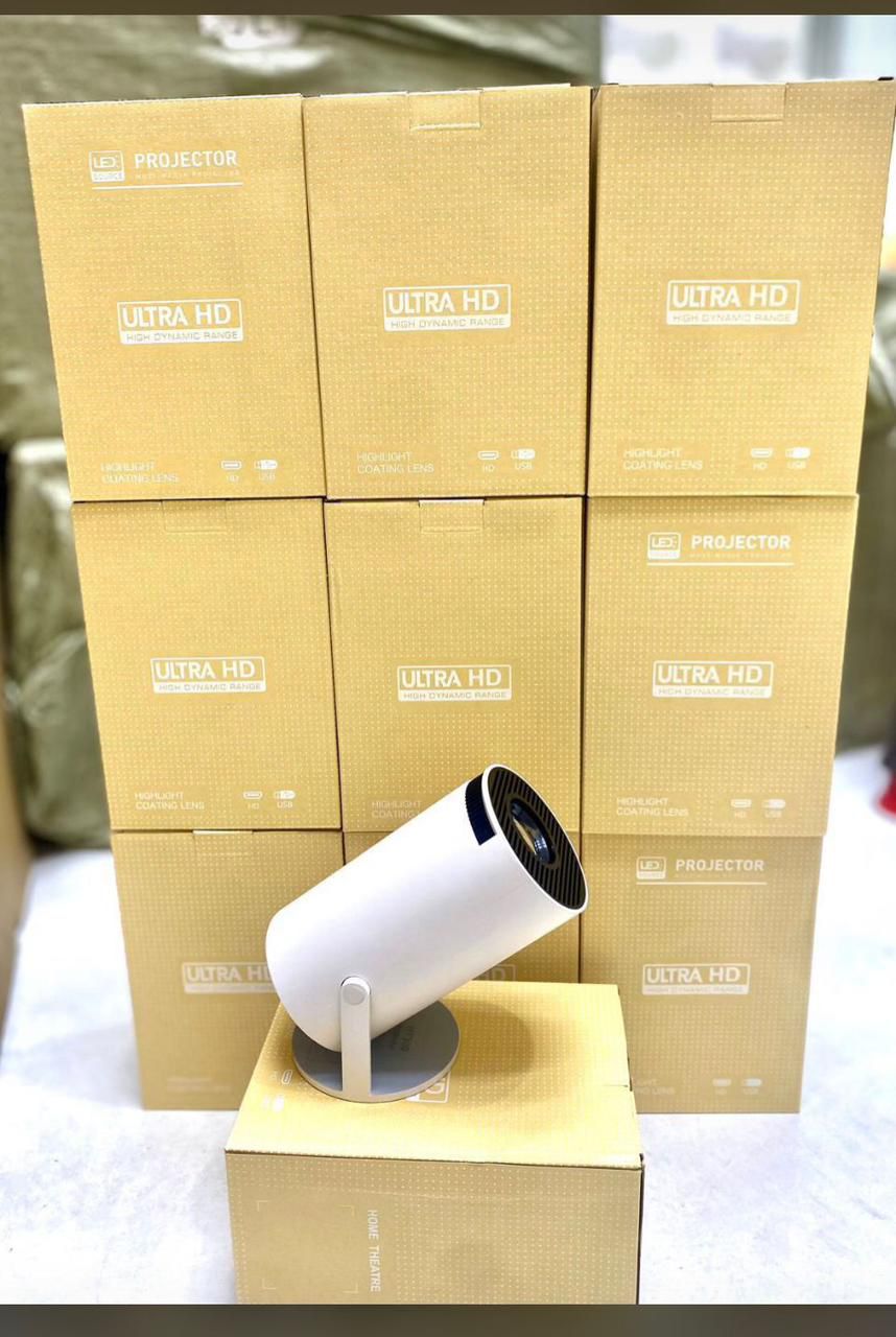 Portable Intelligent Projector: Android 11 Video Game Console with 720p Resolution